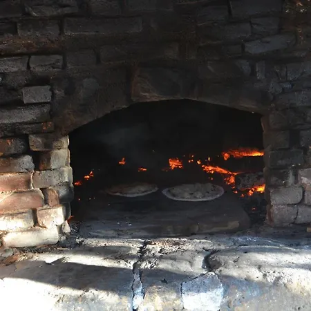 Kamp alanı Tent Montcléra